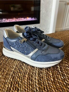 Women's Navy with Zip & Lace-Up Sneakers with Metallic Accent